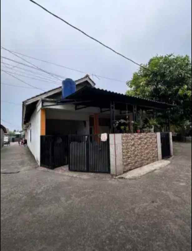 dijual rumah de sanctuary