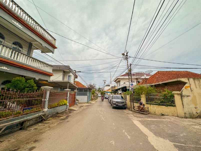 dijual rumah dempo dekat sekolah ipeka kota palembang