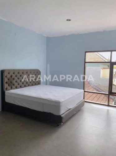 dijual rumah denpasar barat