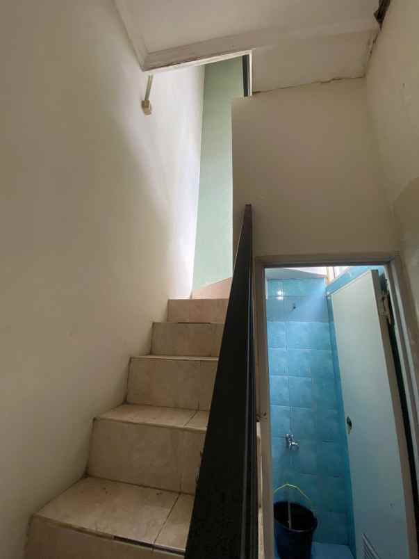 dijual rumah di bukit golf cibubur