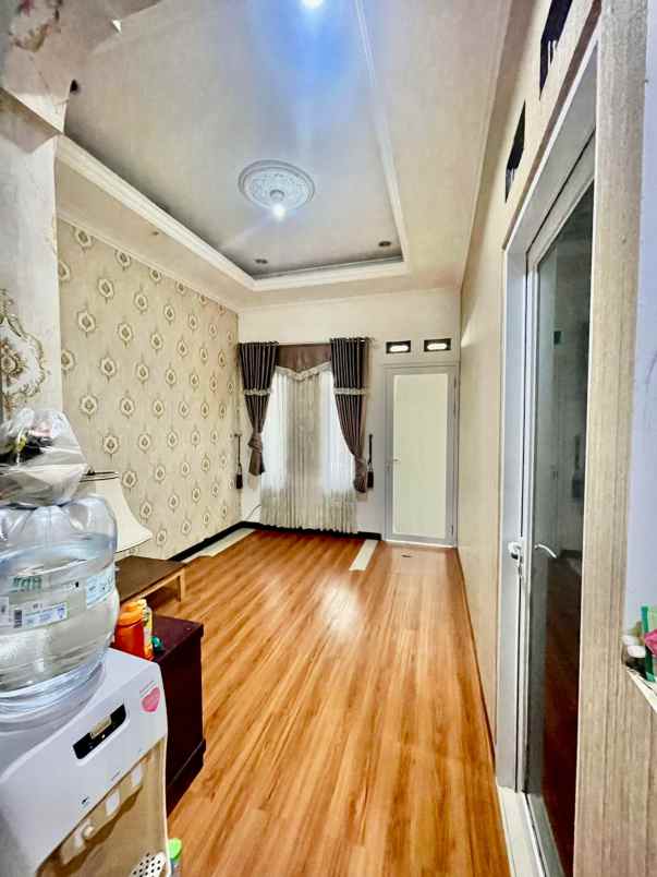 dijual rumah di cinere residence siap huni