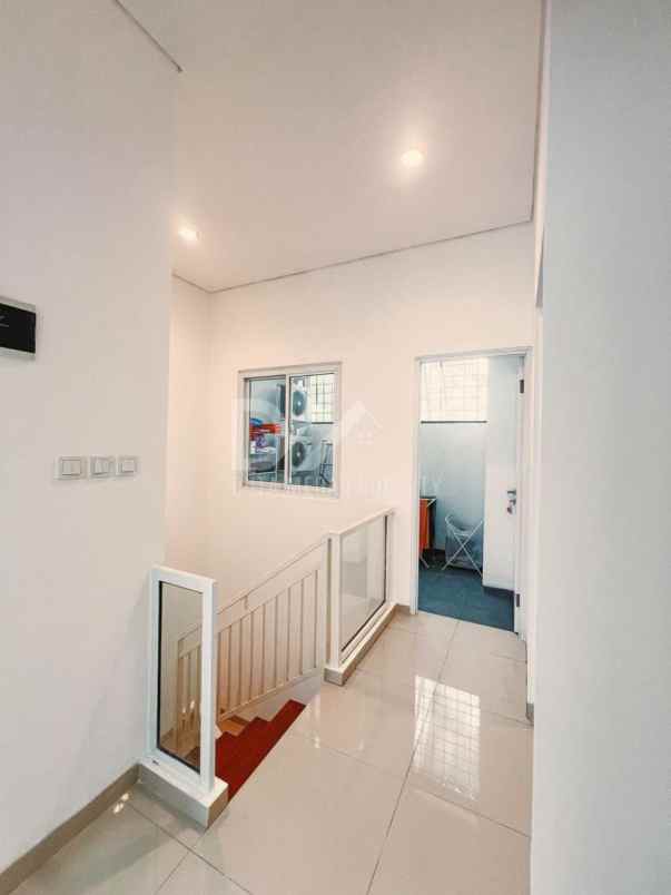 dijual rumah di graha bintaro