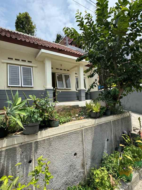 dijual rumah di griya asri cahaya cipageran cimahi