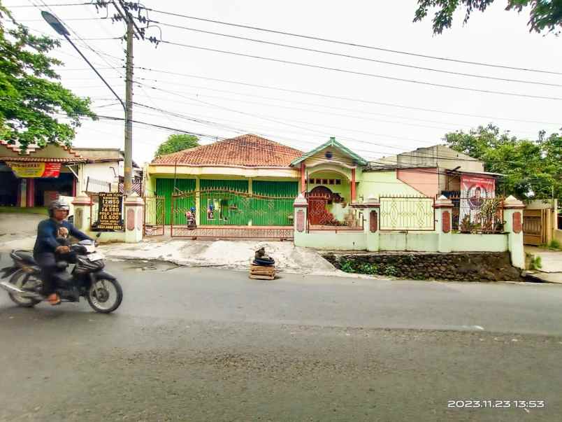 dijual rumah di ketileng raya semarang
