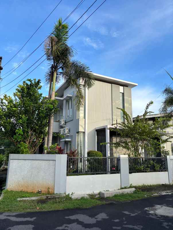 dijual rumah di ngesrep banyumanik semarang