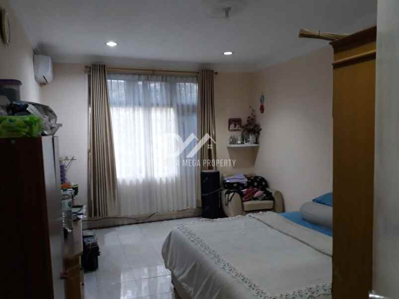 dijual rumah di villa melati mas bsd