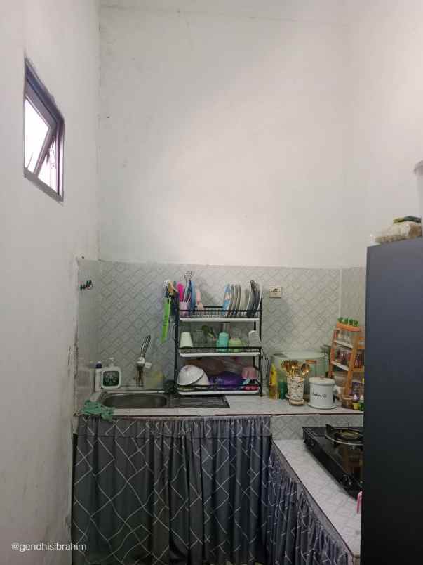 dijual rumah diover kredit rumah di