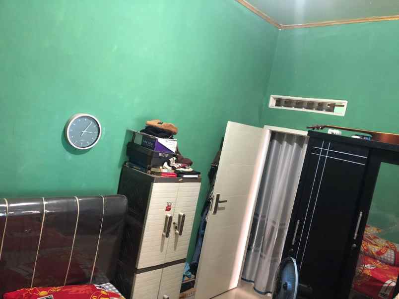 dijual rumah diover kredit rumah semi