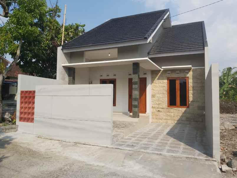 dijual rumah donoharjo sleman yogyakarta