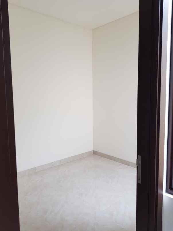 dijual rumah enchanta lavon 1 cikupa tangerang