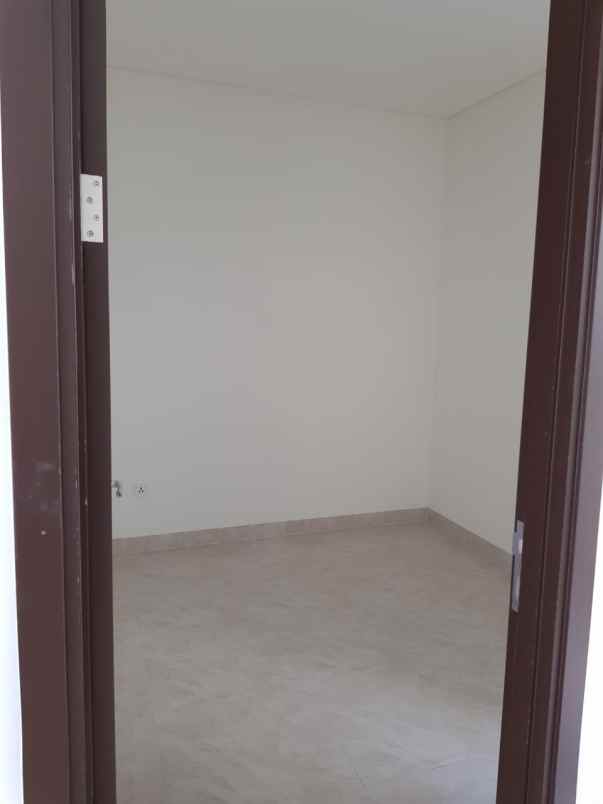 dijual rumah enchanta lavon 1 cikupa tangerang