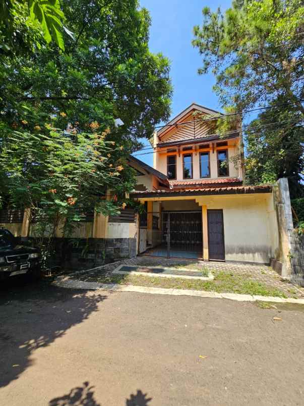 dijual rumah fajar raya estate