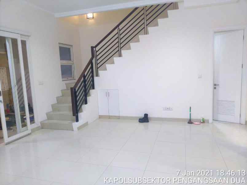 dijual rumah gading orchard