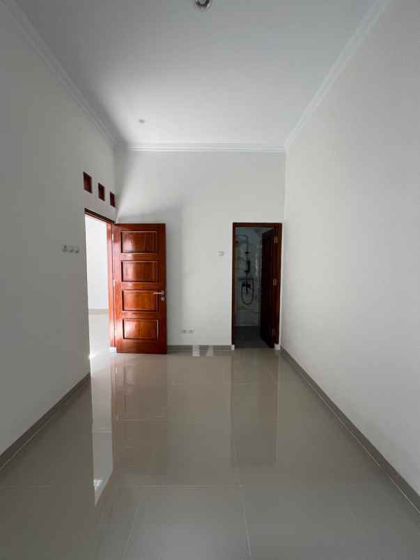 dijual rumah gamping