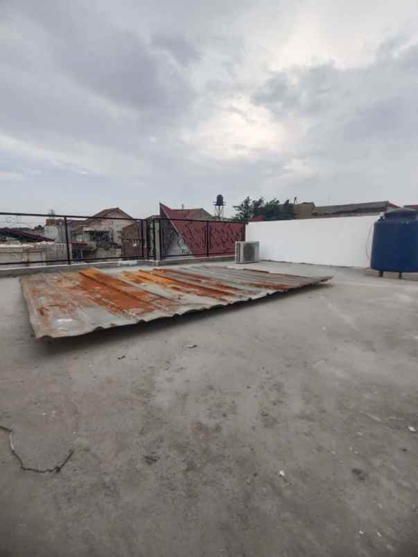 dijual rumah gas alam