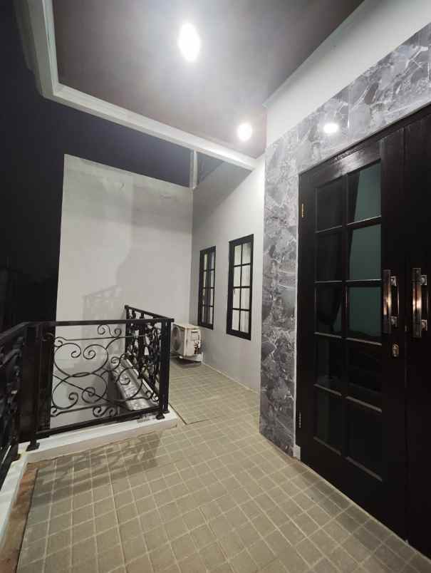 dijual rumah gas alam