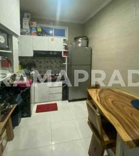 dijual rumah gatsu timur