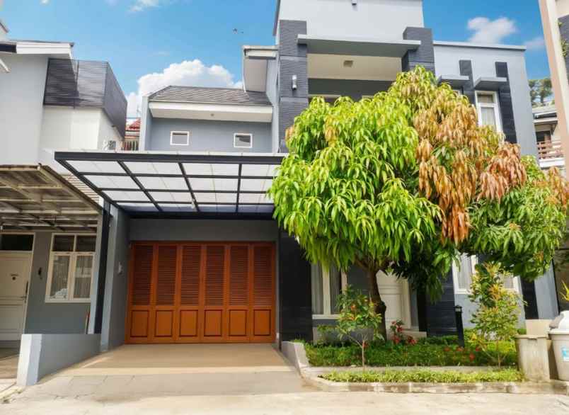 dijual rumah gegerkalong hilir ciwaruga
