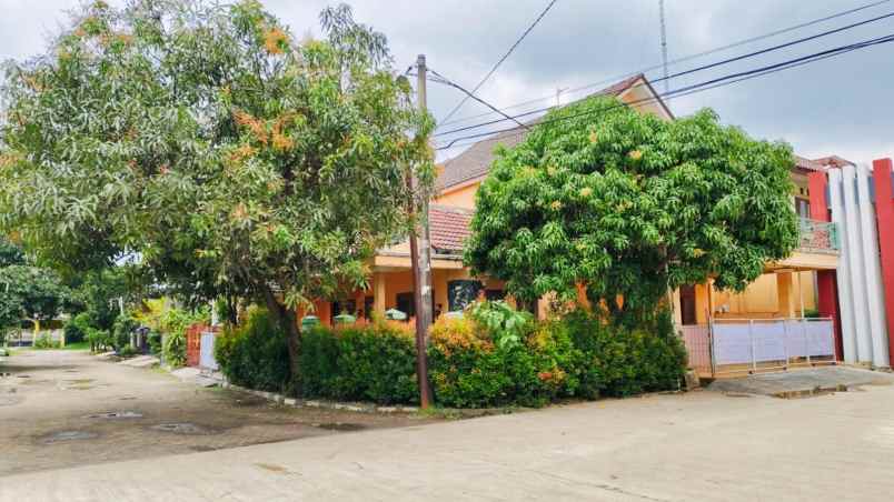 dijual rumah graha harapan bumyagara