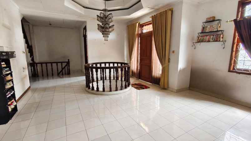 dijual rumah graha harapan bumyagara