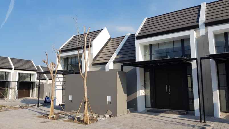 dijual rumah grand sunrise