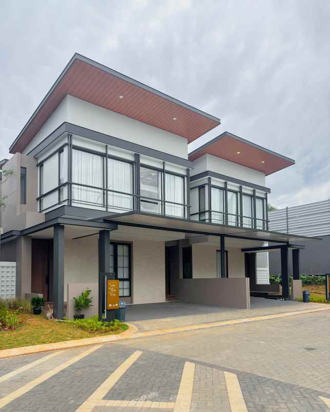 dijual rumah grand wisata bekasi jalan