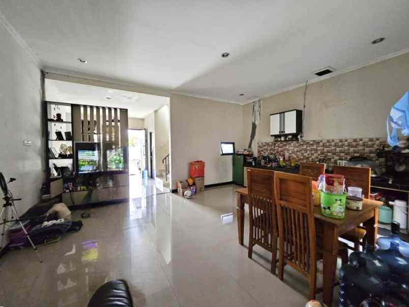 dijual rumah green ara residence kota