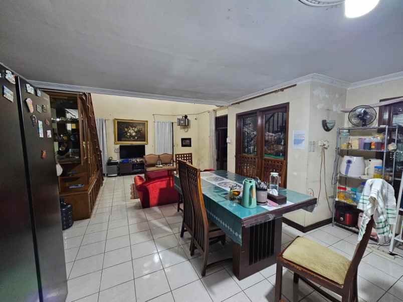 dijual rumah grogol selatan