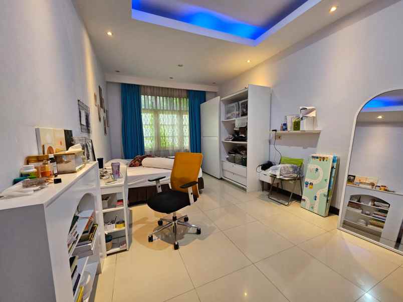 dijual rumah grogol selatan