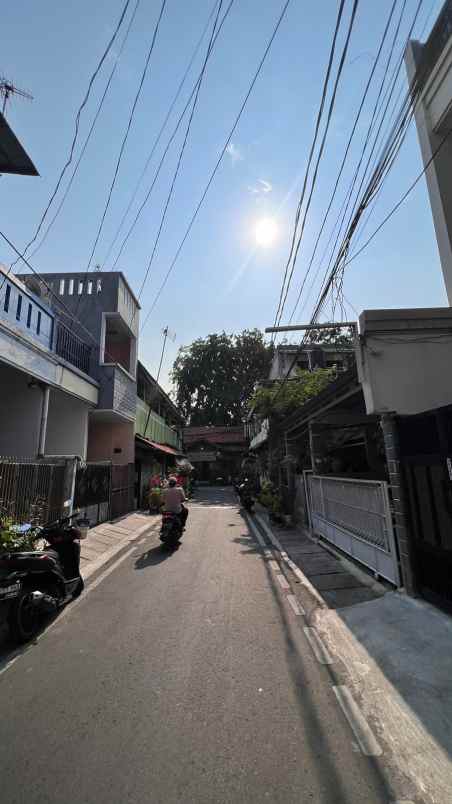 dijual rumah harapan mulya kemayoran