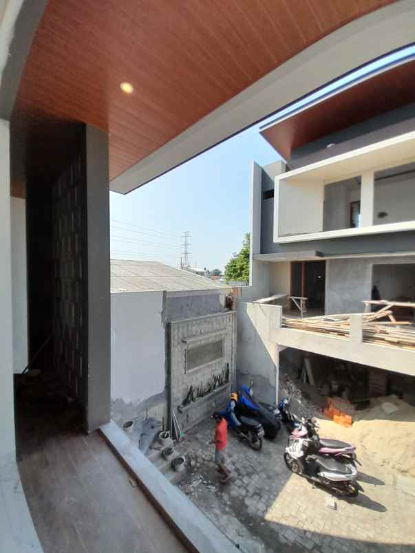 dijual rumah jagakarsa jakarta selatan