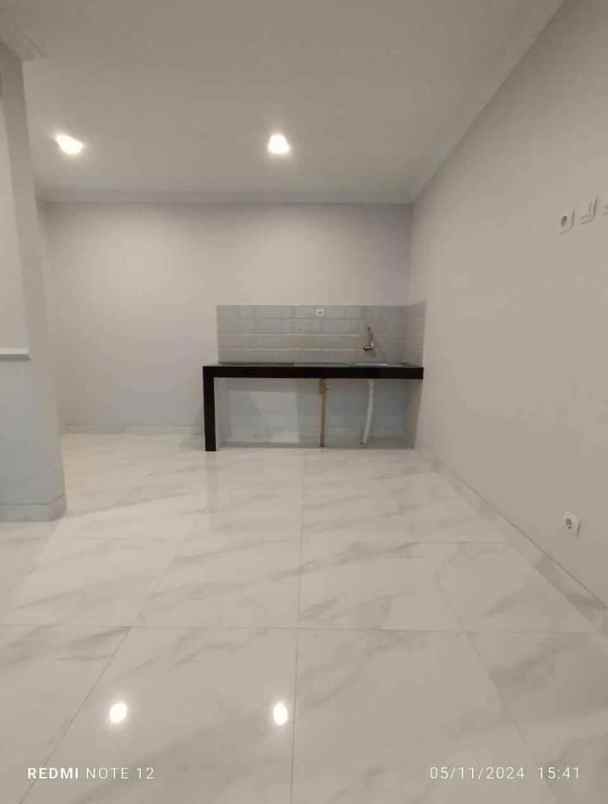 dijual rumah jagakarsa jakarta selatan