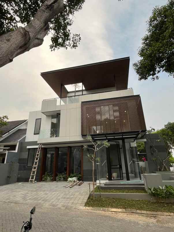 dijual rumah jalan alam hijau