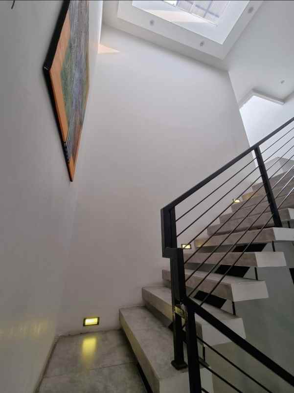 dijual rumah jalan danau indah sunter