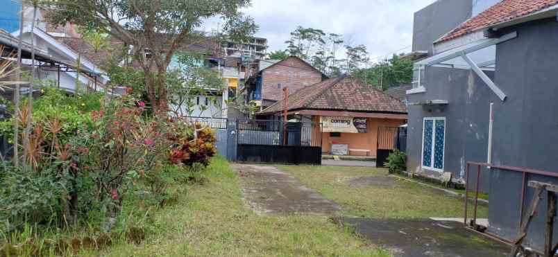 dijual rumah jalan dewi sartika