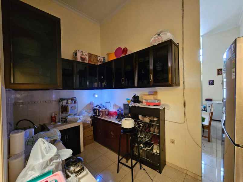 dijual rumah jalan diponegoro