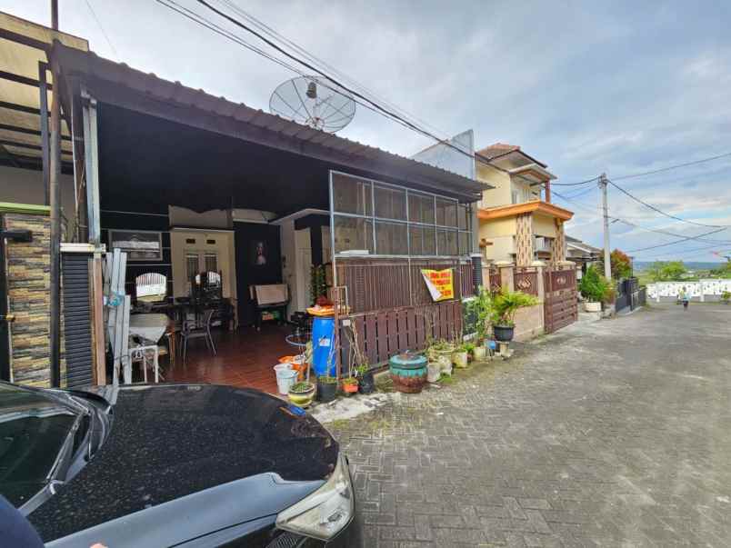 dijual rumah jalan diponegoro