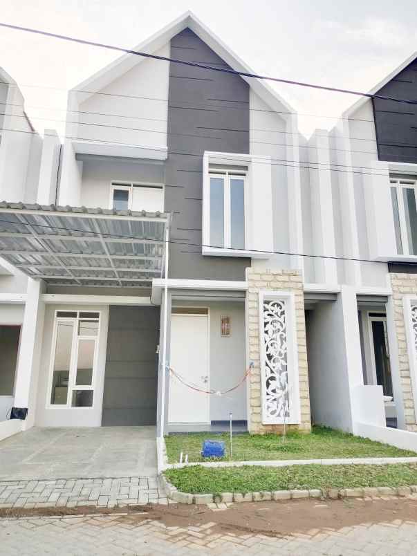 dijual rumah jalan doplang sedap malam