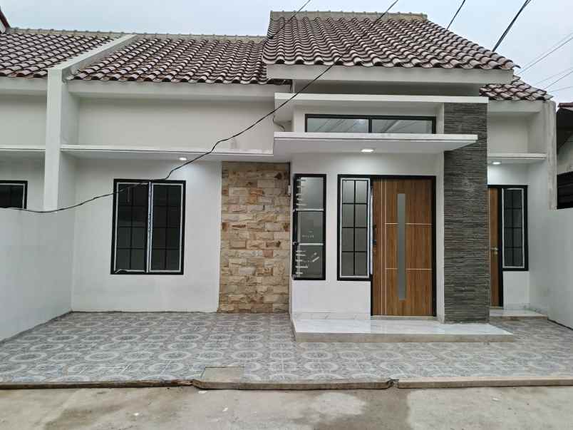 dijual rumah jalan ikrar ii cipayung depok