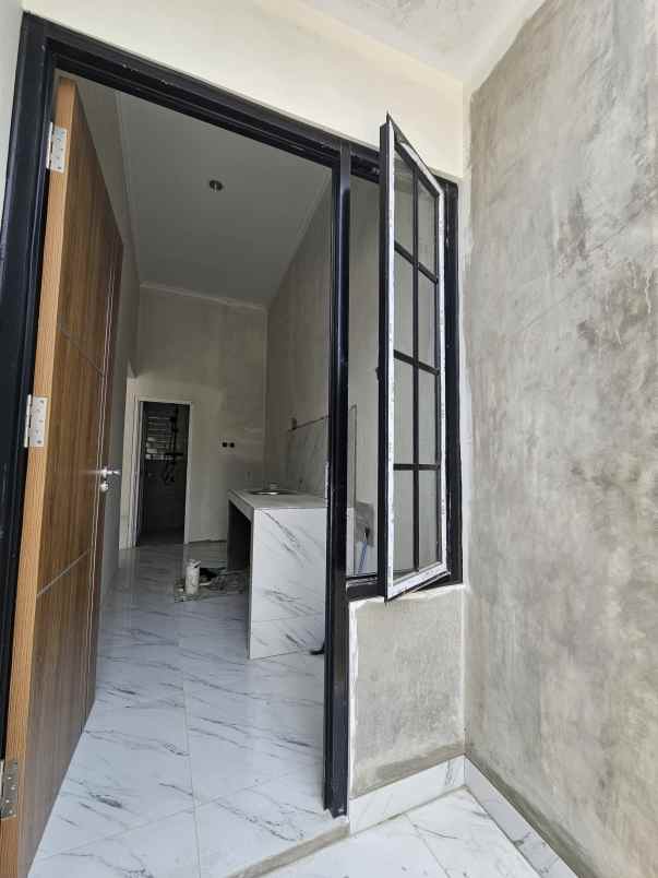 dijual rumah jalan ikrar ii cipayung depok