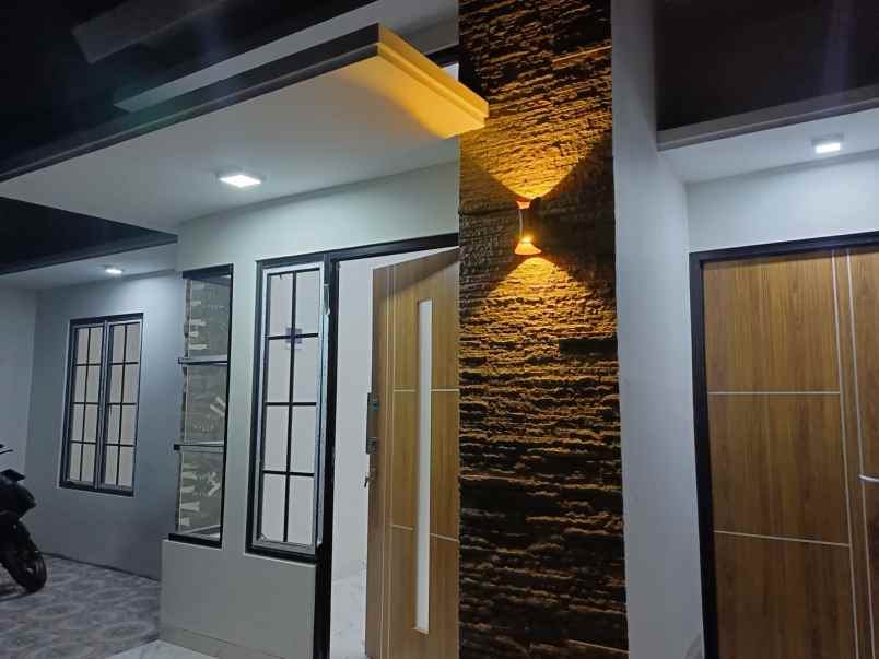 dijual rumah jalan ikrar ii cipayung depok