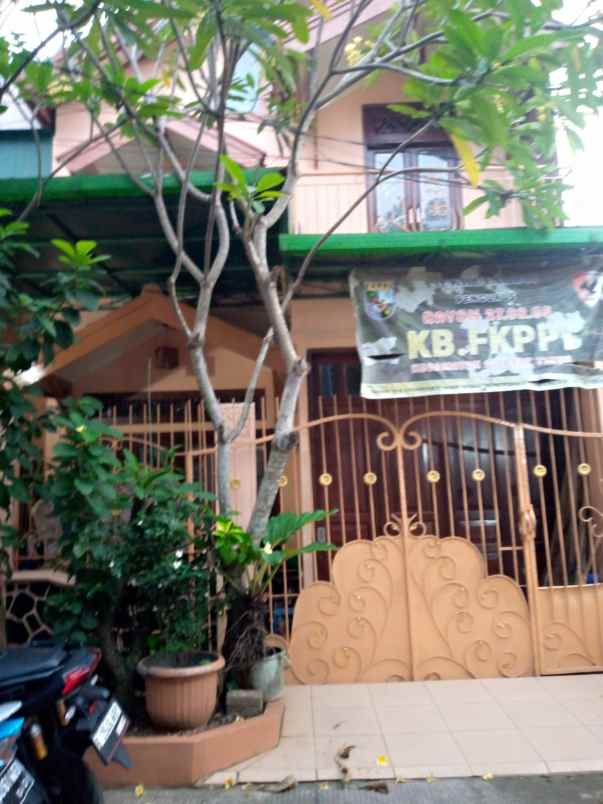 dijual rumah jalan kramat