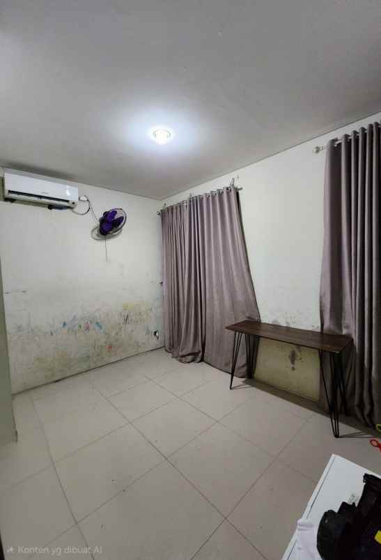 dijual rumah jalan north west lake