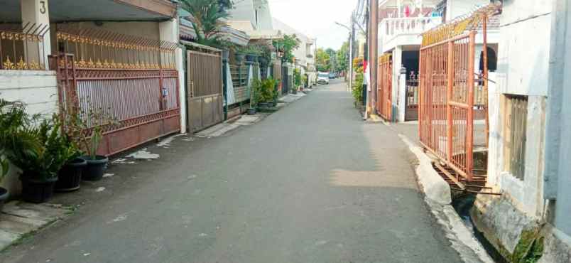 dijual rumah jalan pemuda