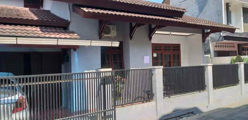 dijual rumah jalan prabuan bulan desa