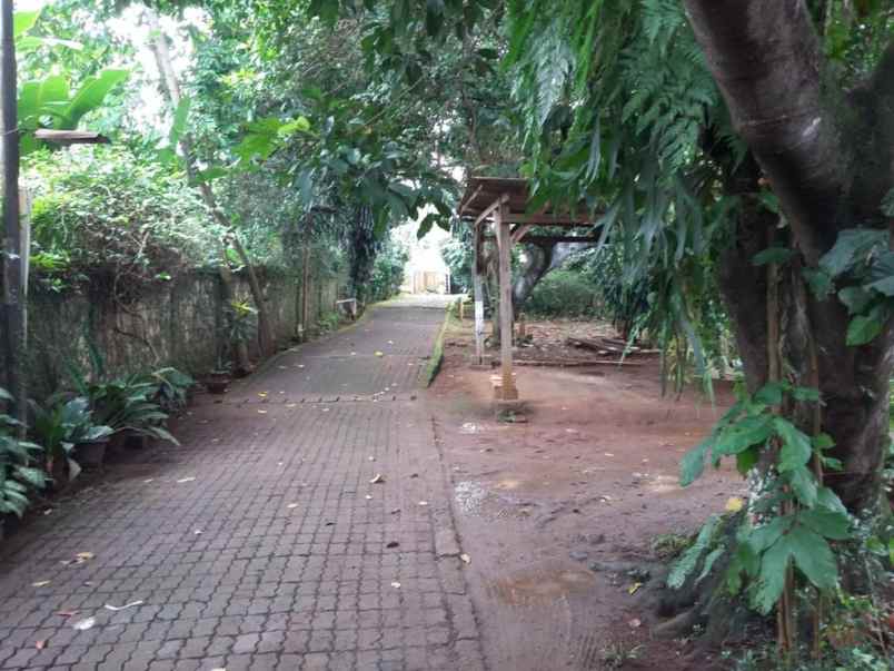 dijual rumah jalan raya brigif ciganjur