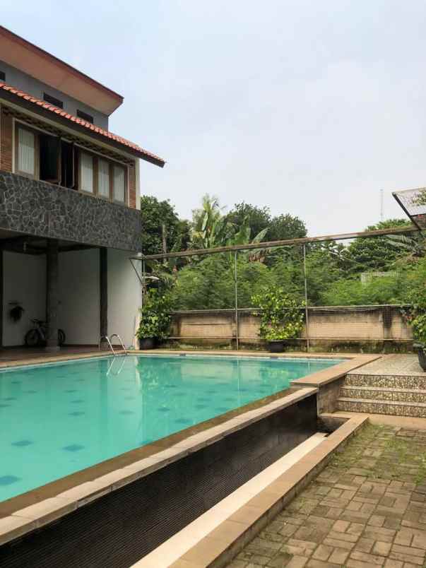 dijual rumah jalan raya cinangka