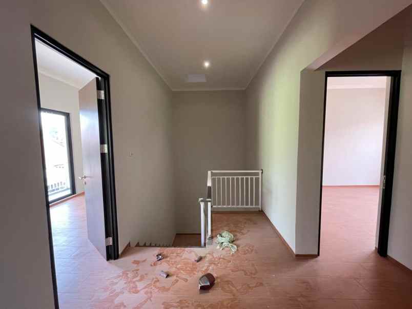 dijual rumah jalan raya ciputat pondok cabe