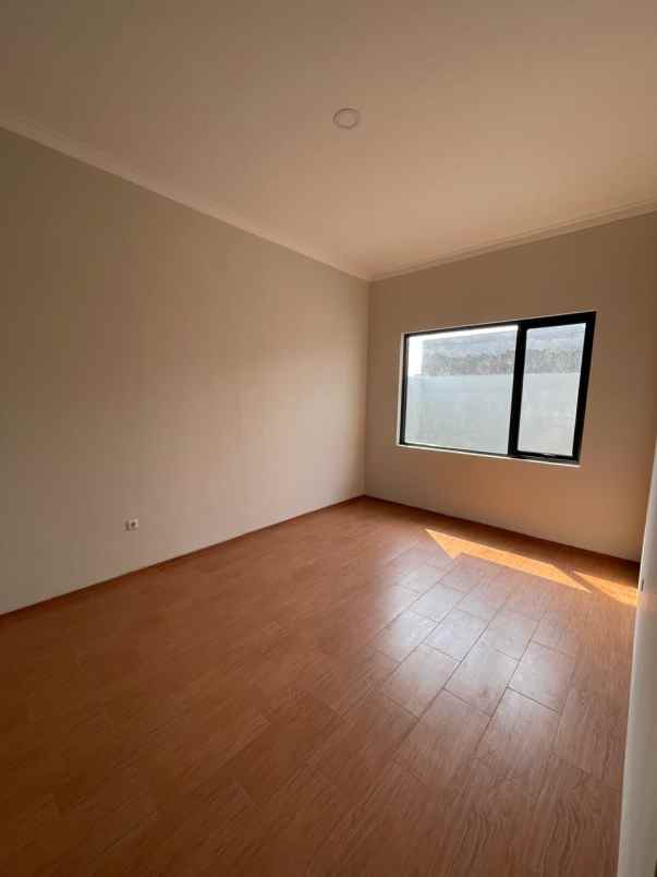 dijual rumah jalan raya ciputat pondok cabe