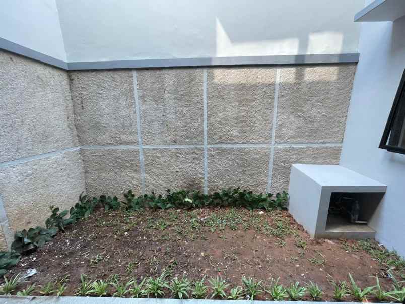 dijual rumah jalan raya ciputat pondok cabe